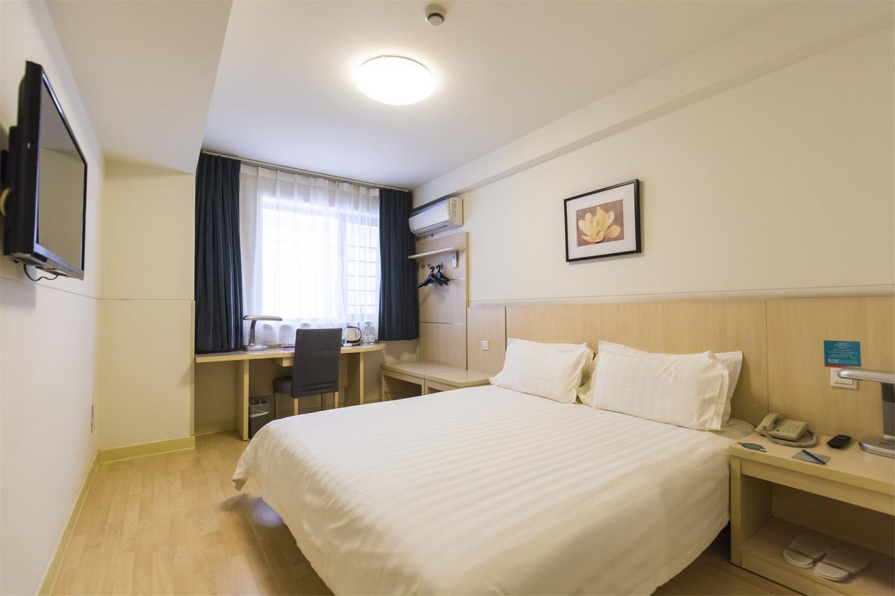 Jinjiang Inn Chengdu Chunxi Road Taiguli Hotel Kültér fotó