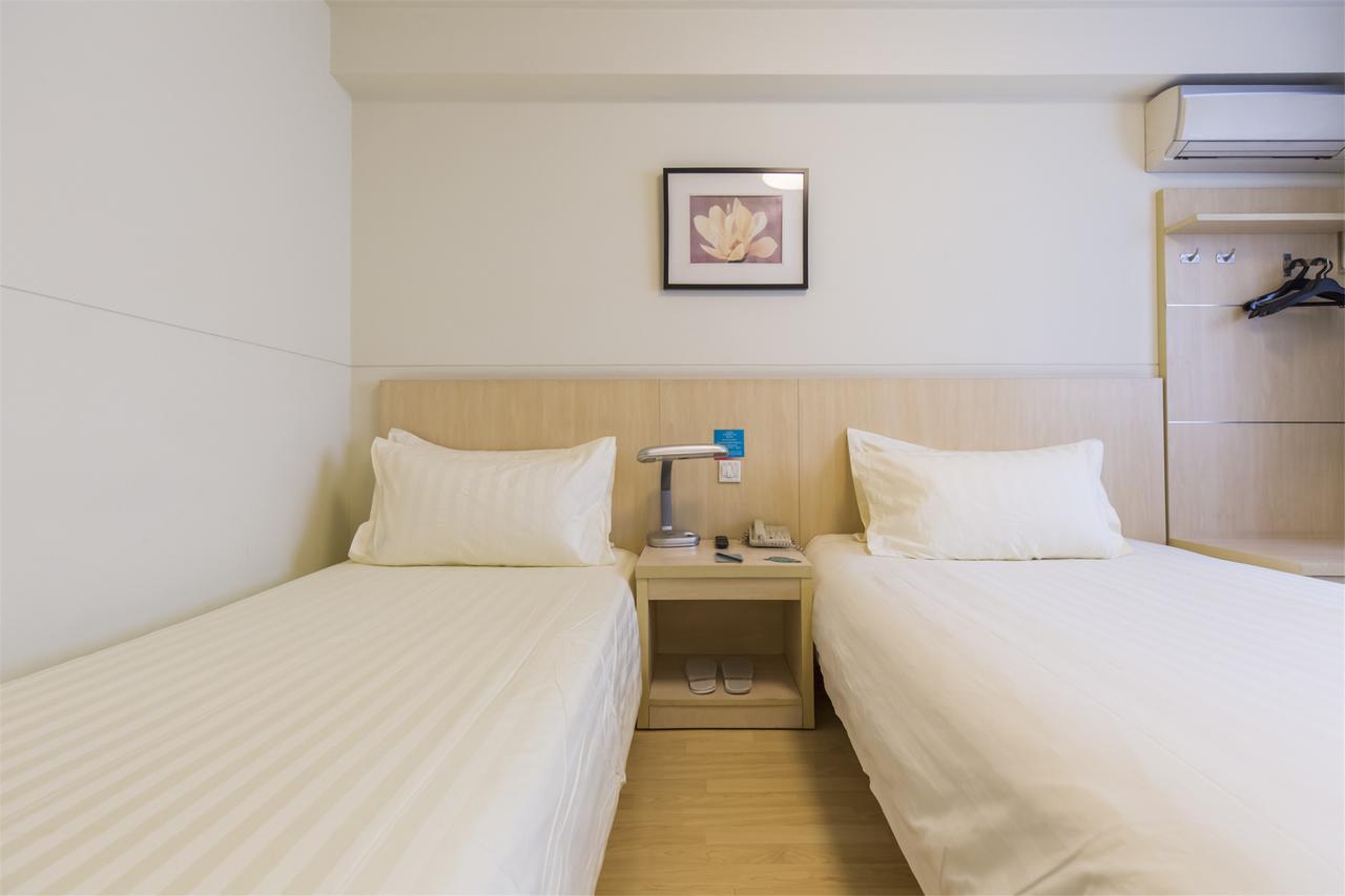 Jinjiang Inn Chengdu Chunxi Road Taiguli Hotel Kültér fotó