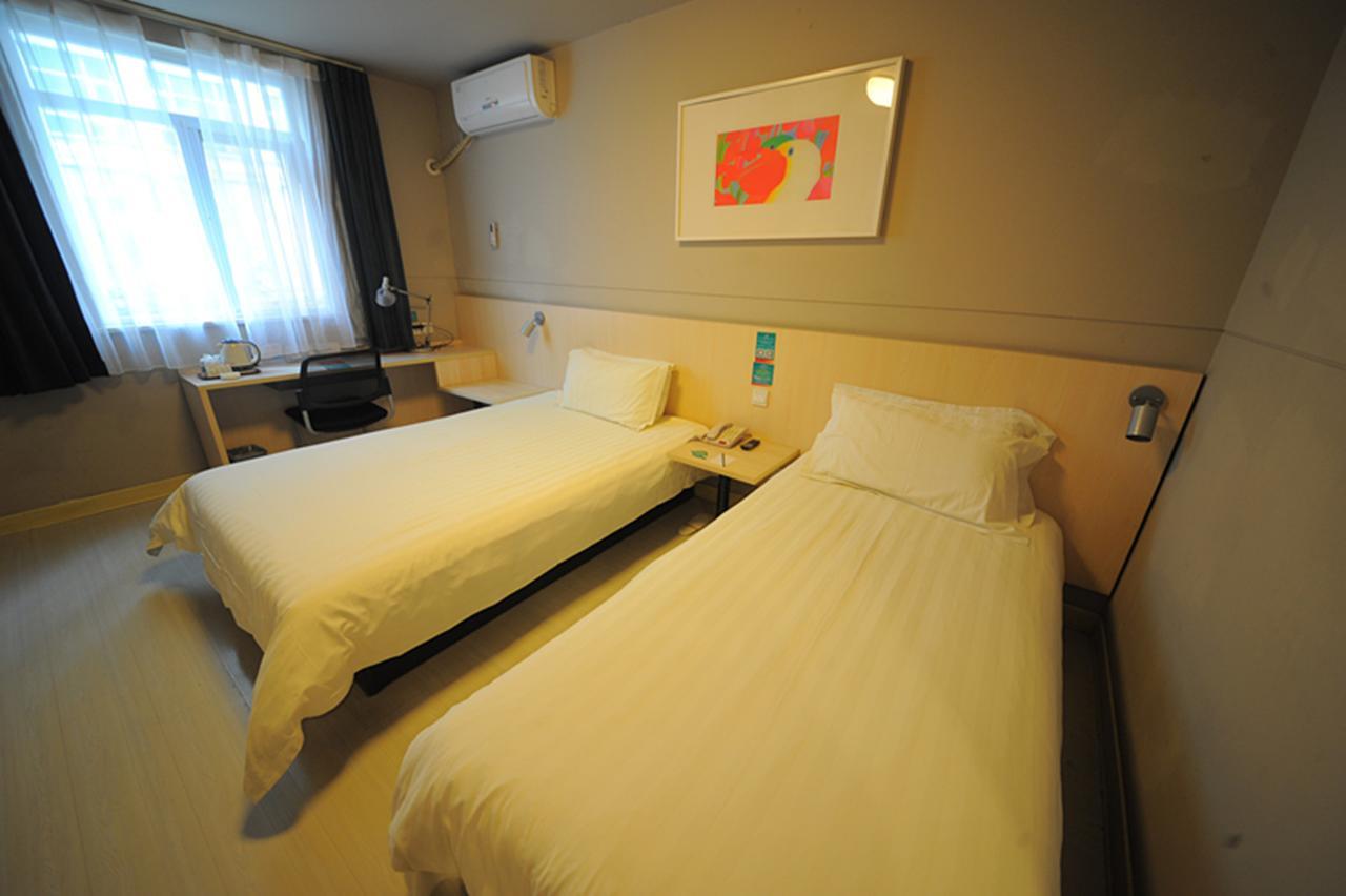 Jinjiang Inn Chengdu Chunxi Road Taiguli Hotel Kültér fotó